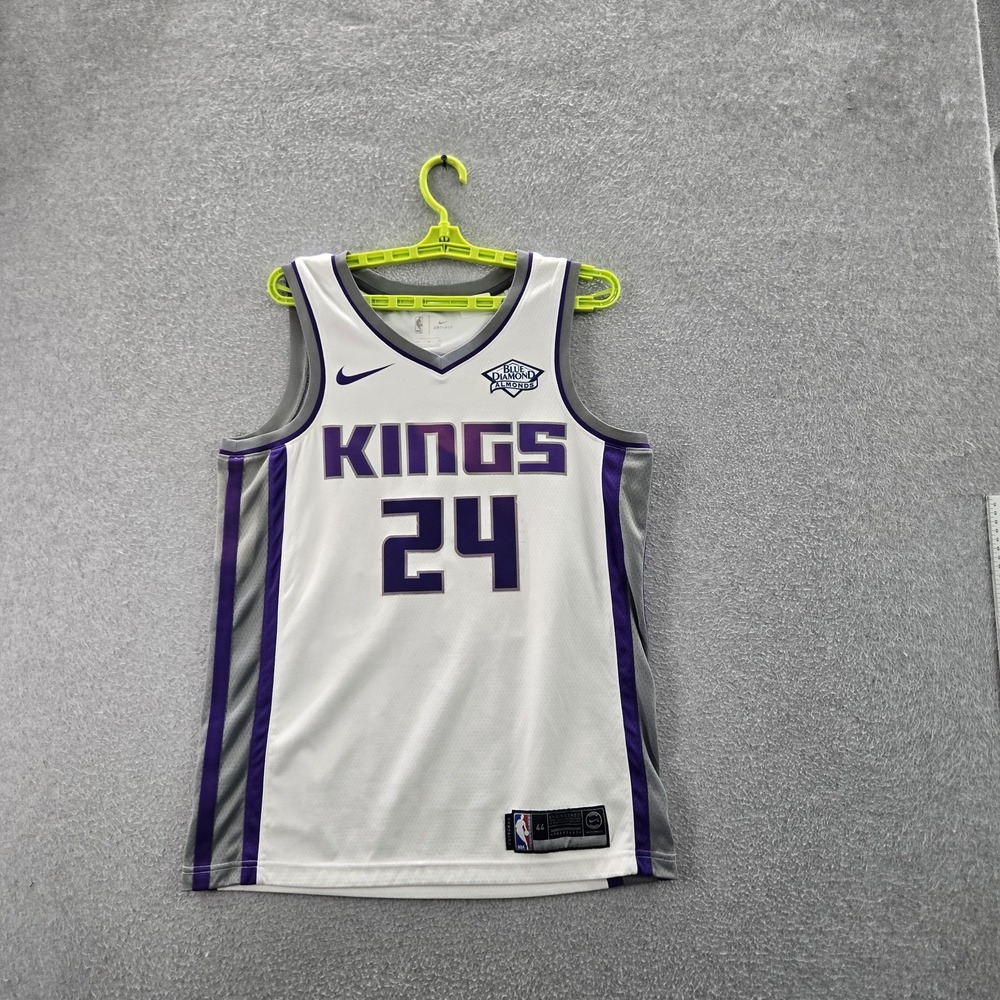 Sacramento Kings Men Jersey M White Purple Grey Nike Buddy Hield Dri-Fit